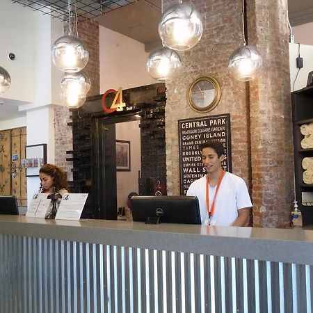 Q4 Hotel And Hostel Nowy Jork Zewnętrze zdjęcie