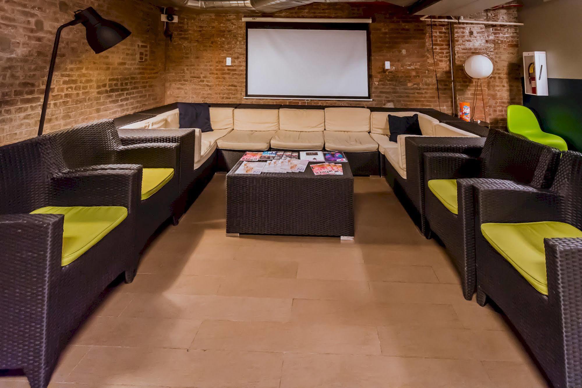 Q4 Hotel And Hostel Nowy Jork Zewnętrze zdjęcie